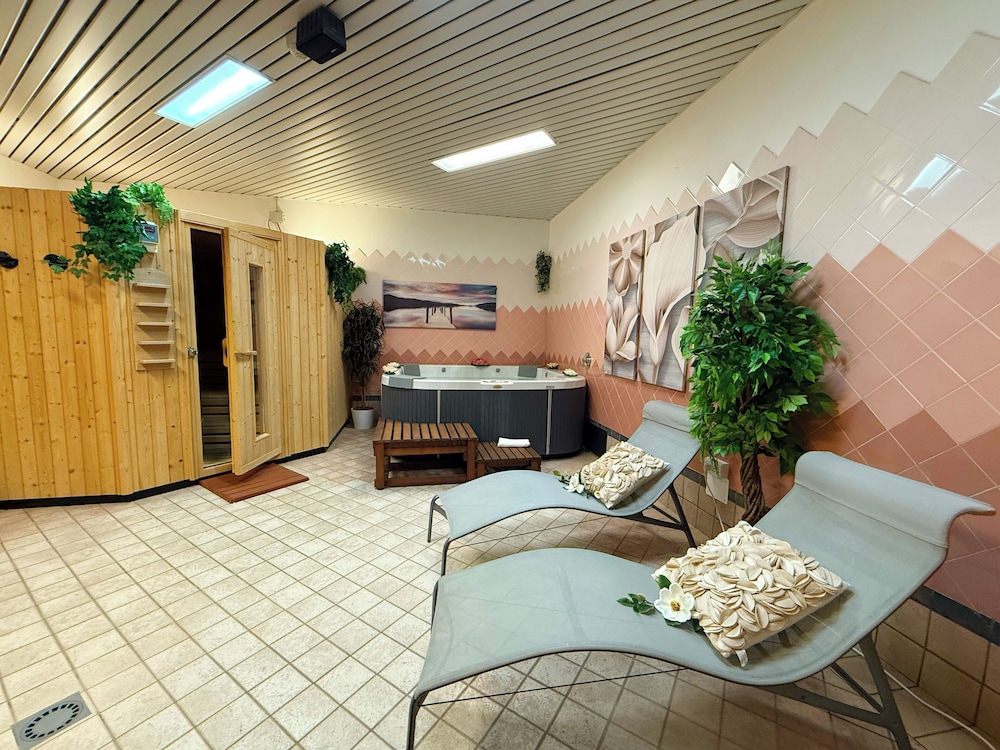 Hotel Sportsman 25/50