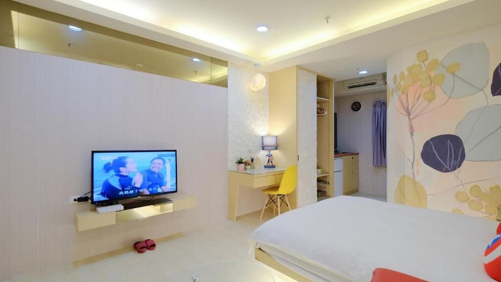 85 Asia Hotel 41/69