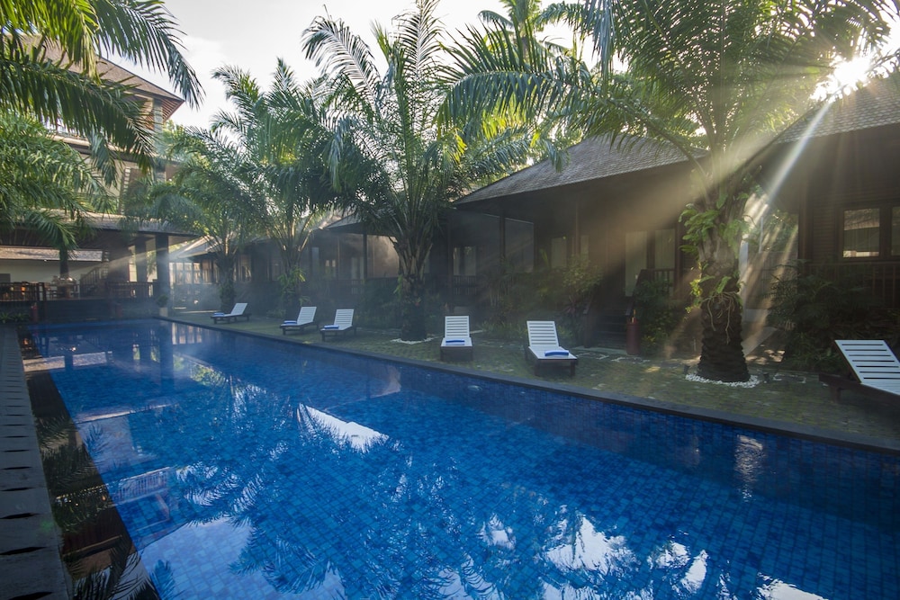 COCONUT BOUTIQUE RESORT LOMBOK 76/79