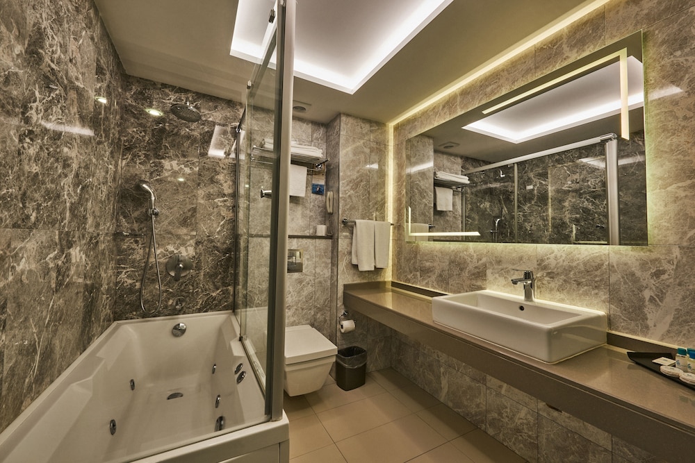 Grand Hotel Gulsoy 61/64