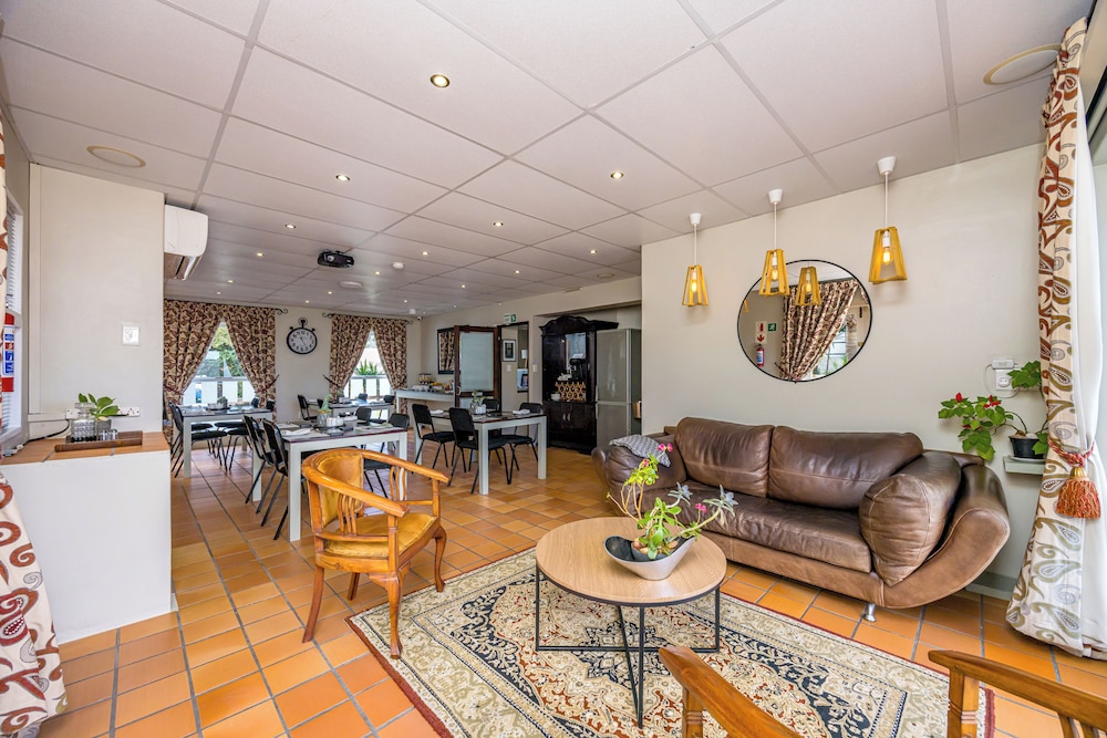Plattekloof Premium Lodge 24/50