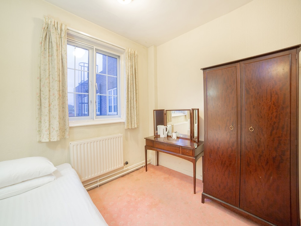 George Hotel Burslem Stoke-on-Trent 22/42