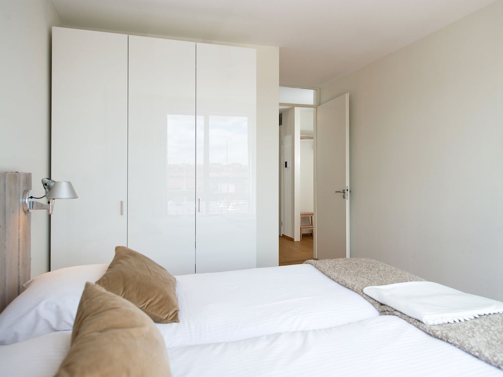 BizStay Harbour Scheveningen Apartments 17/50