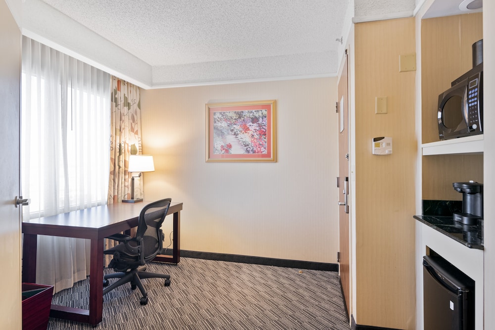 Harmony Suites Secaucus Meadowlands 37/44