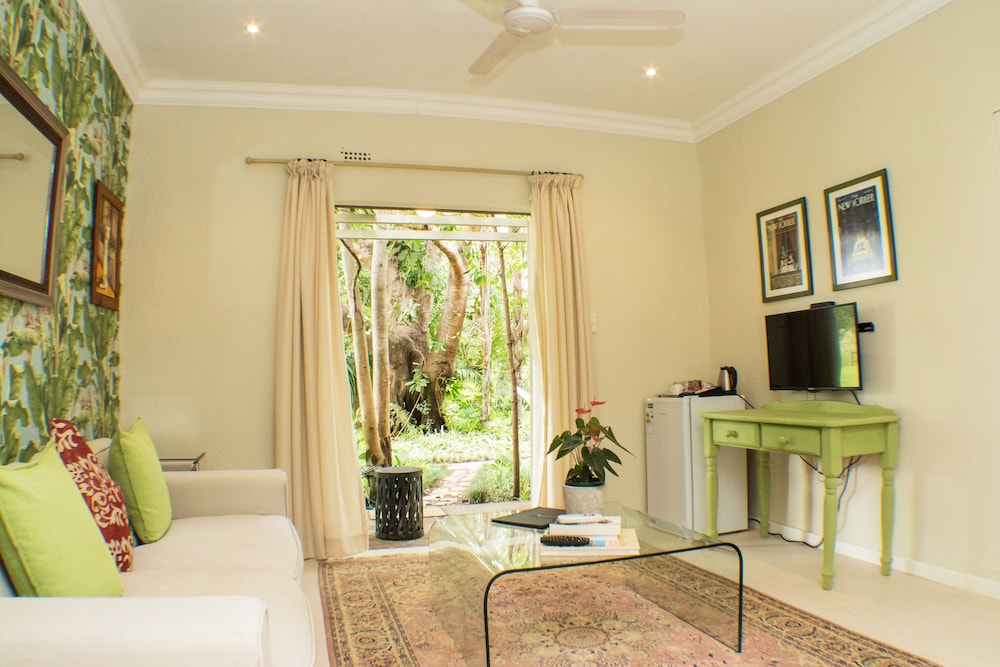 Khaya Ndlovu Manor House 46/72