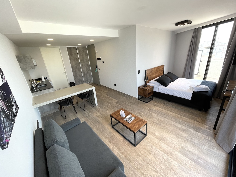 Days Inn by Wyndham Devoto 12/41