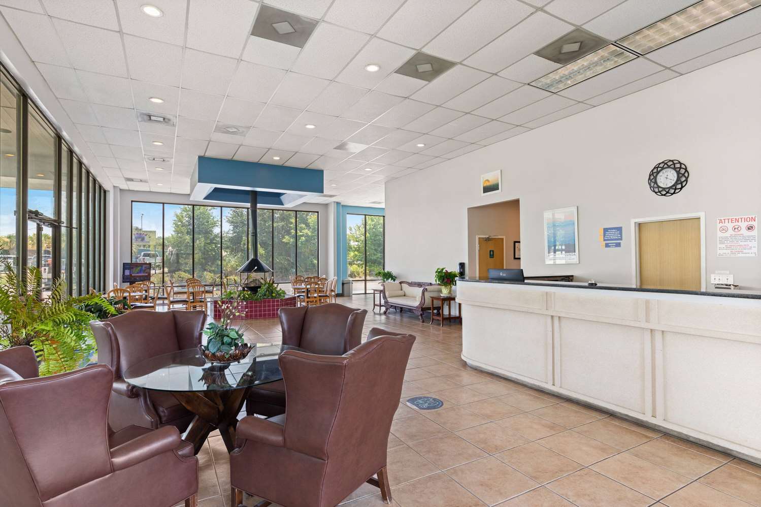 Days Inn by Wyndham - St. George, SC 7/41
