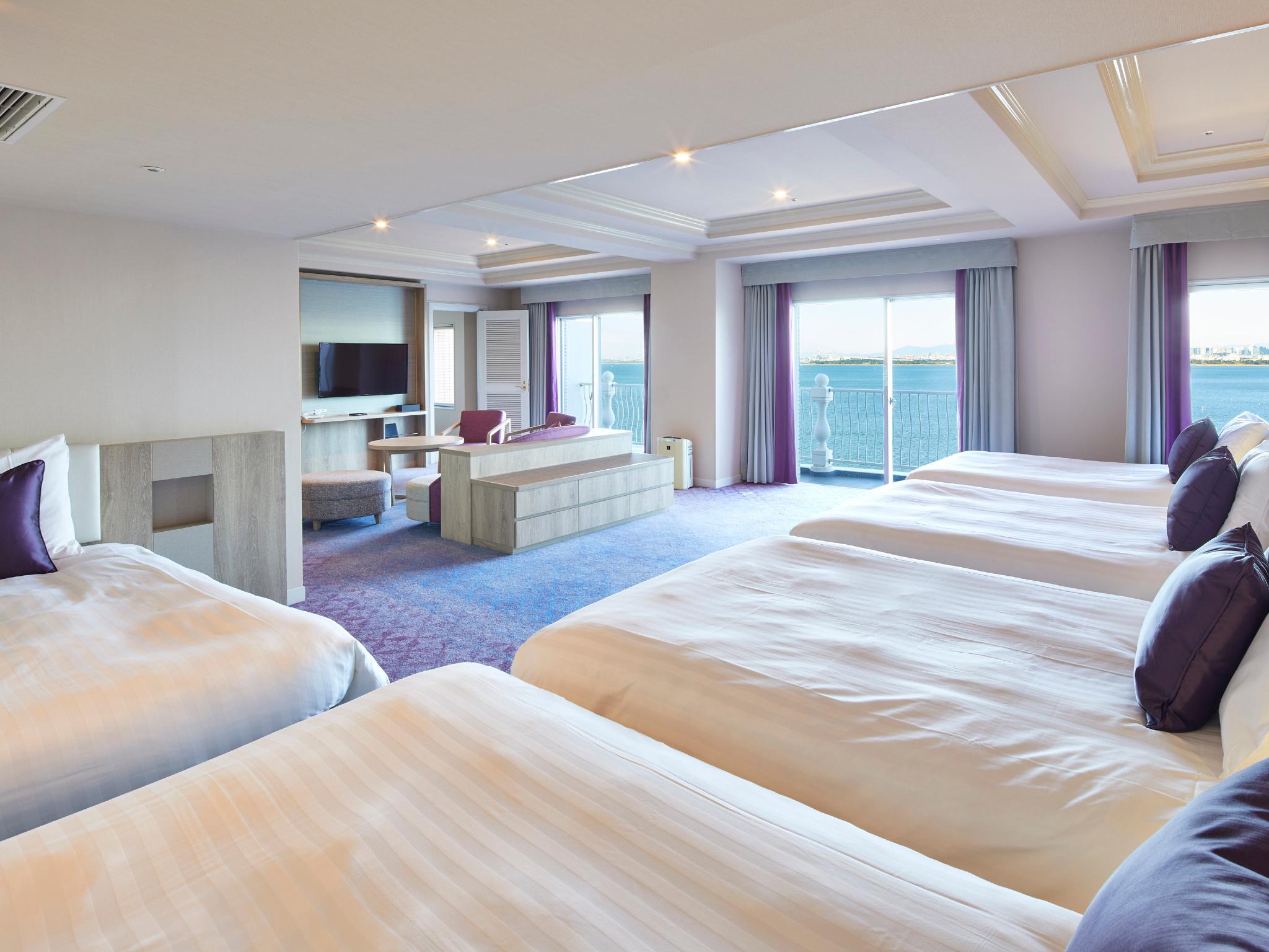 Grand, Nikko, Family, Lounge Access