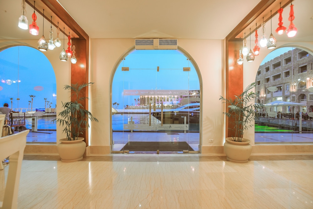 swimming pool spa