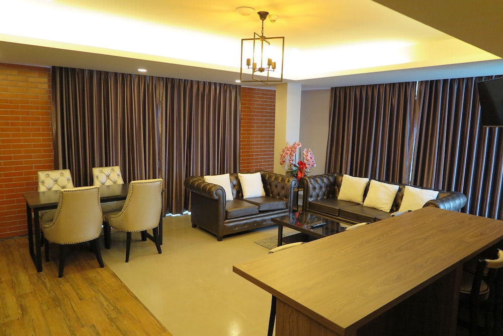 V20 Boutique Hotel 52/76