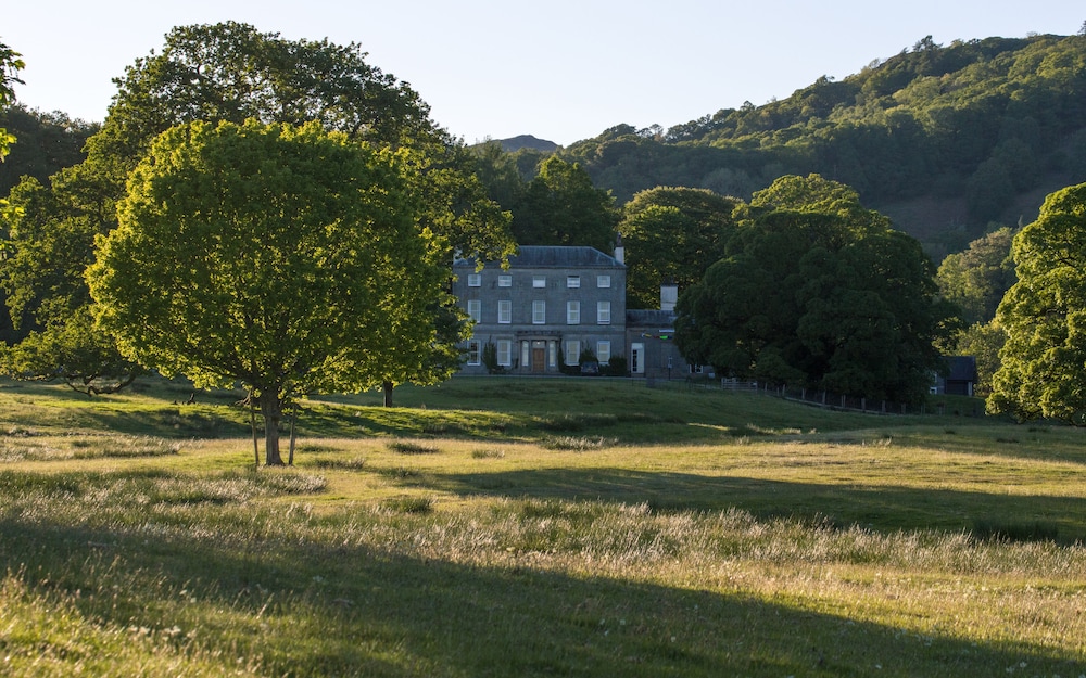 Brathay Hall Brathay Trust 43/50