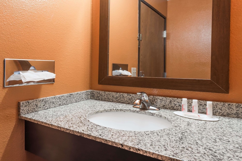 Days Inn Mexico 6/14