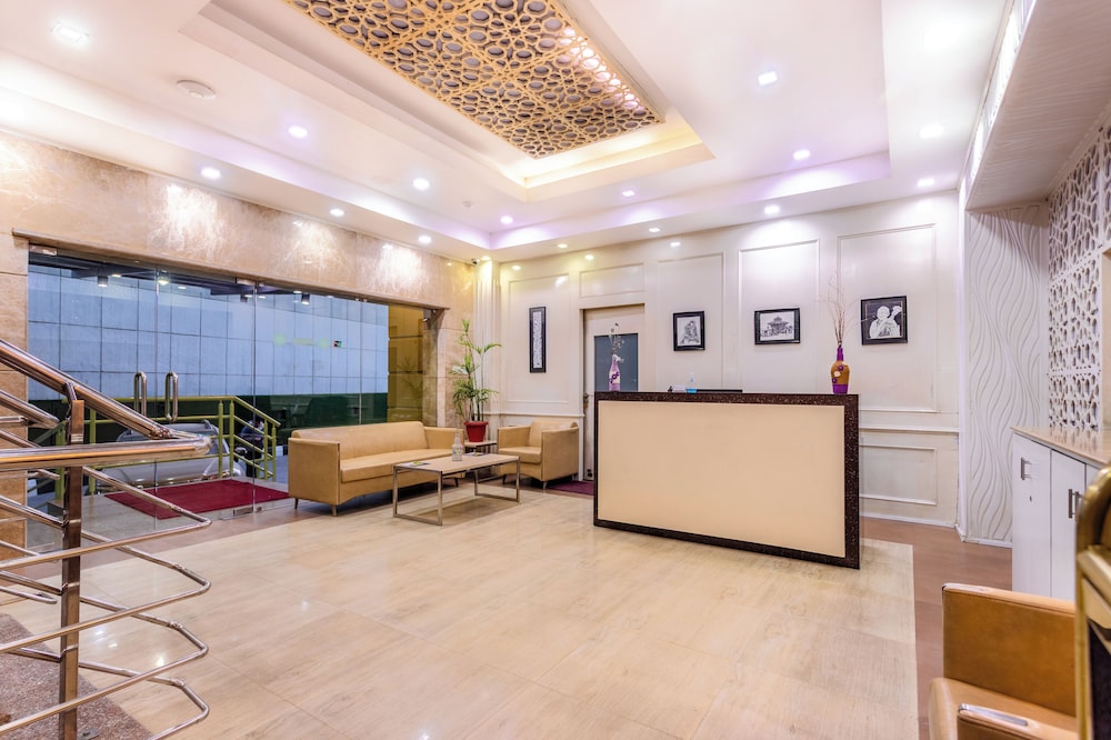 Suite Homes 6/50