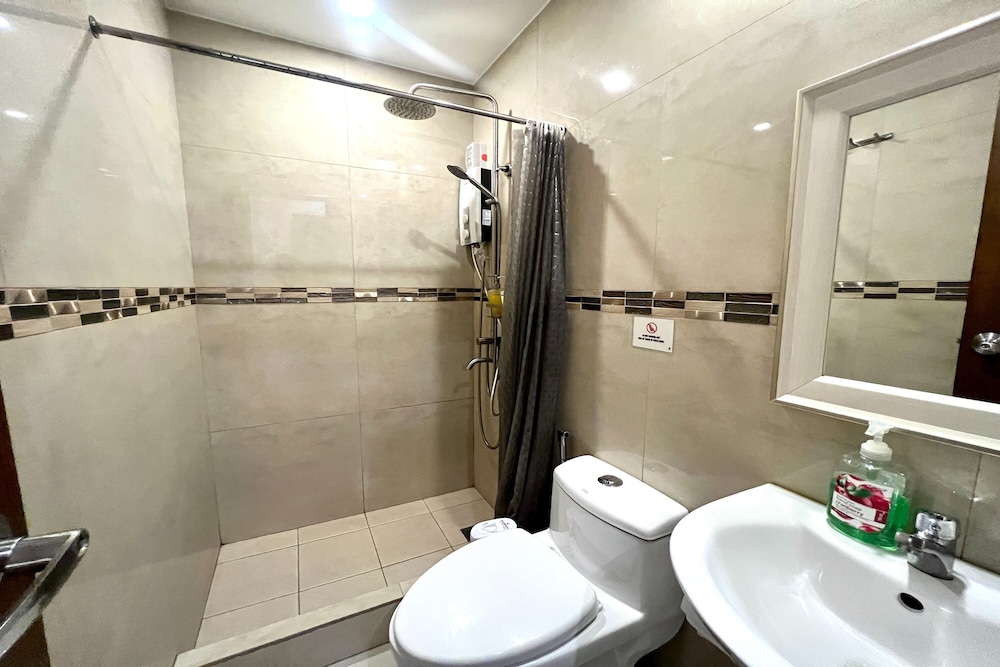 Khotel near T3 Airport 46/48