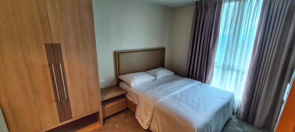 Sotogrande Katipunan 20/72