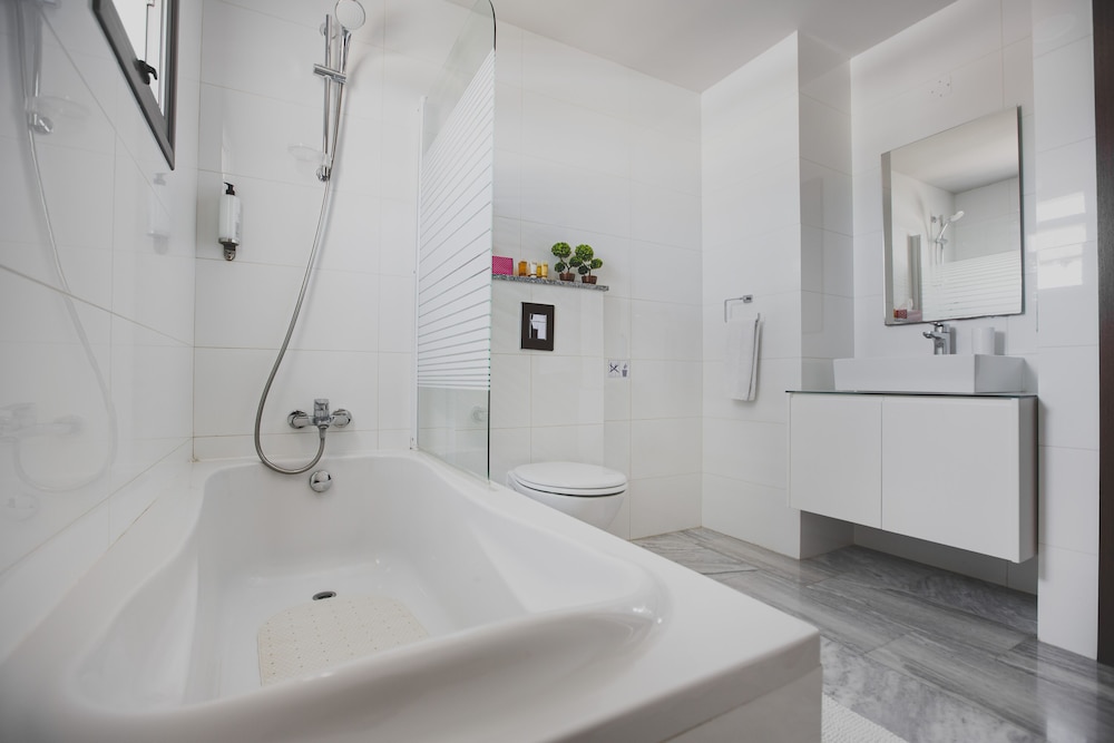 Latchi Escape Hotel and Suites 63/64