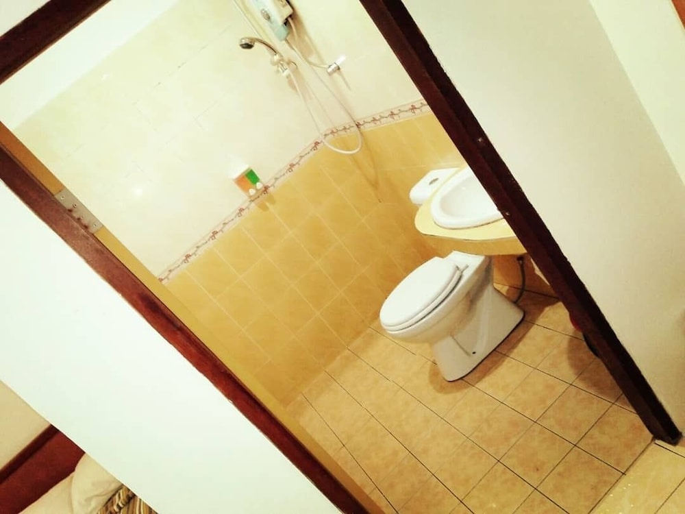 Vikri Beach Resort 24/26