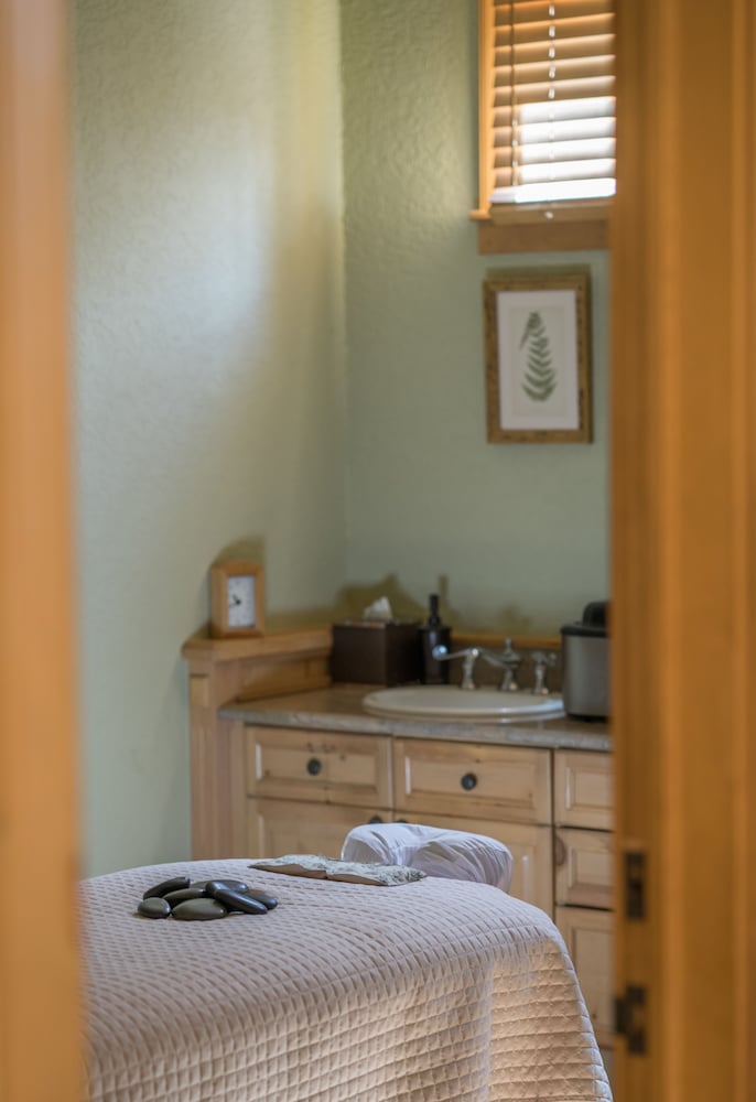 Fairmont Heritage Place - Franz Klammer Lodge 8/33