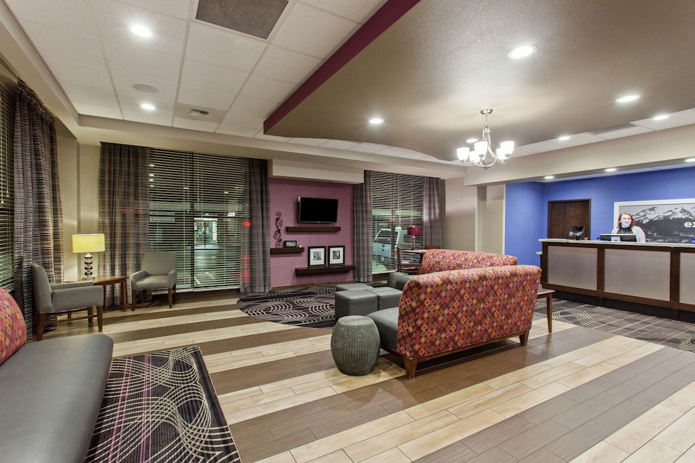 Hampton Inn Seattle Everett Downtown 41/51