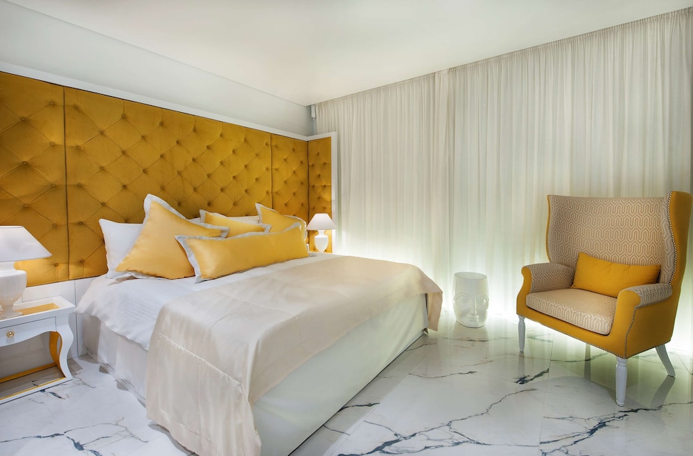 Radisson Blu Hotel Bucharest 10/75