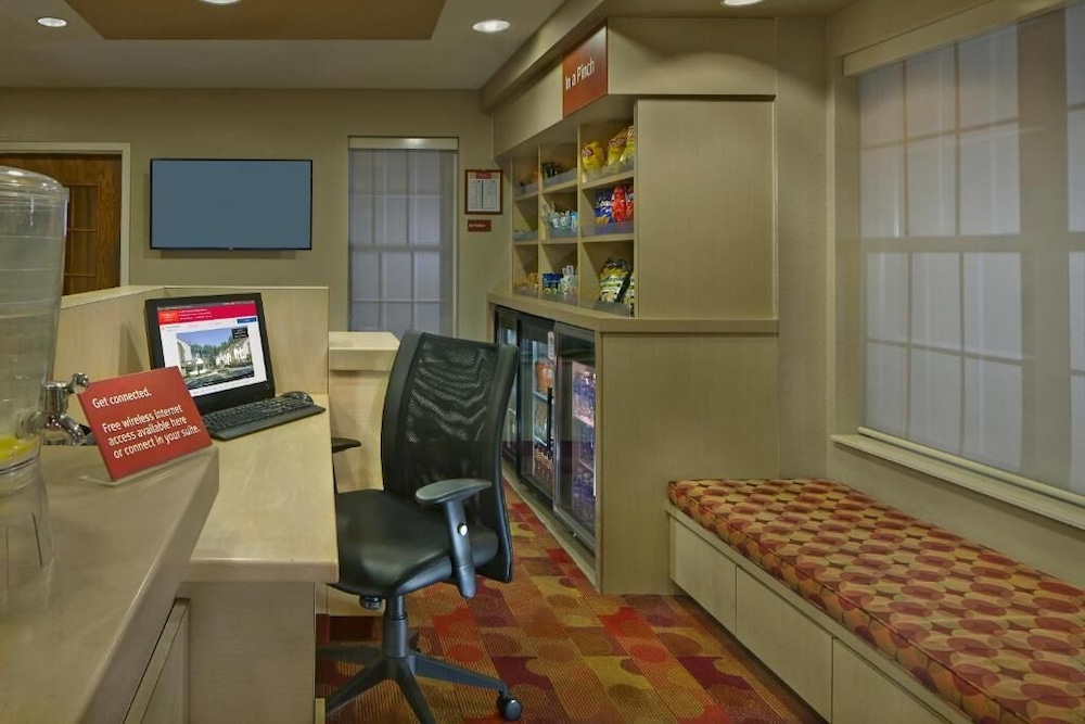 The Residences at Tewksbury (ex. Towneplace Suites By Marriott Boston Tewksbury) 26/31