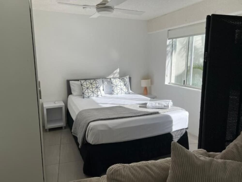 جناح استوديو سوبيريور بسرير كوين، Beachside Mooloolaba 2/3