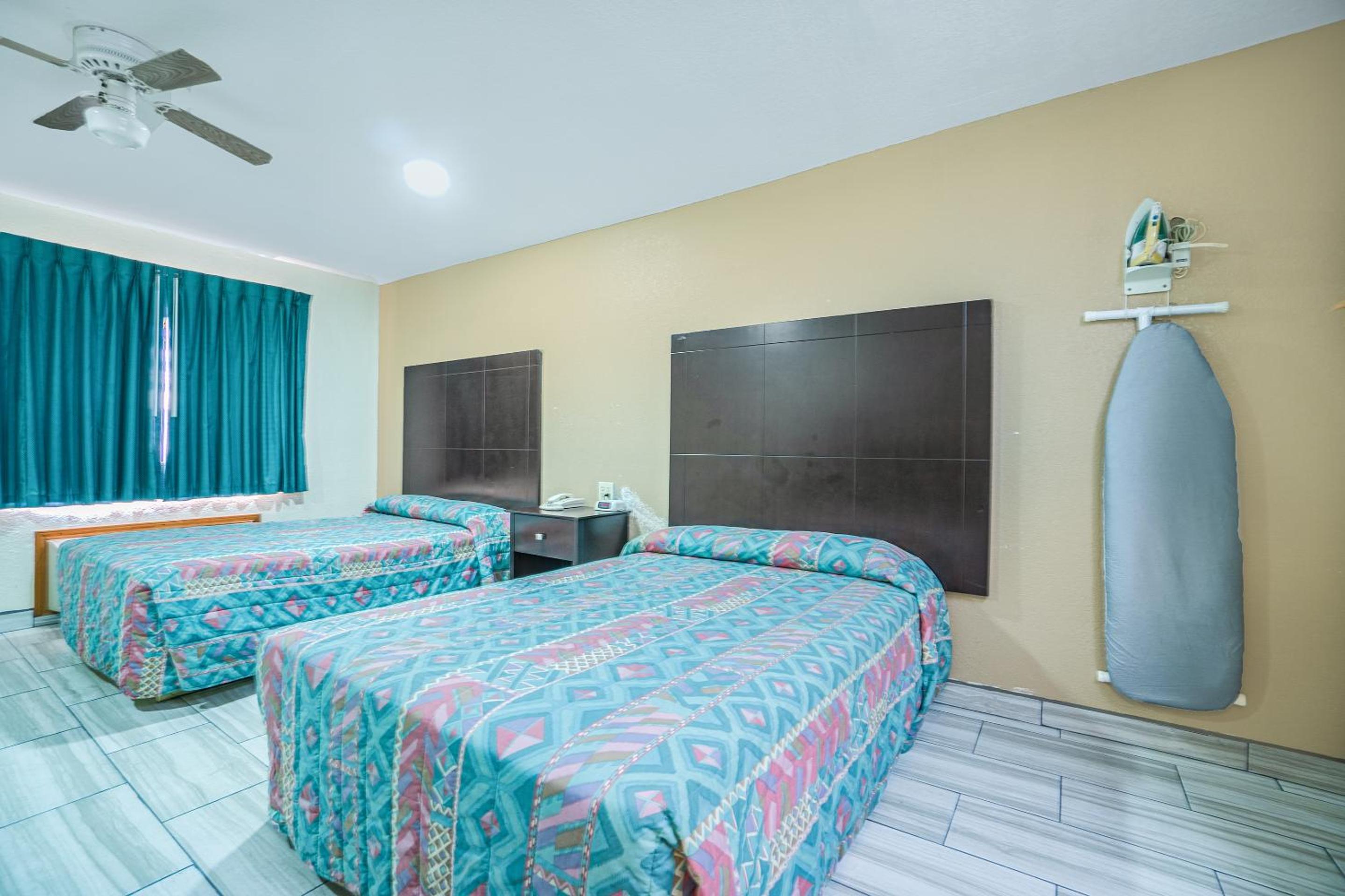 Executive Inn and Suites 16/50