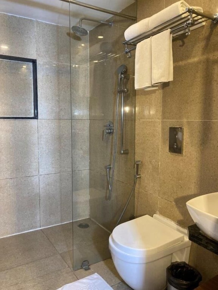 Hotel Ramanashree Richmond 53/58