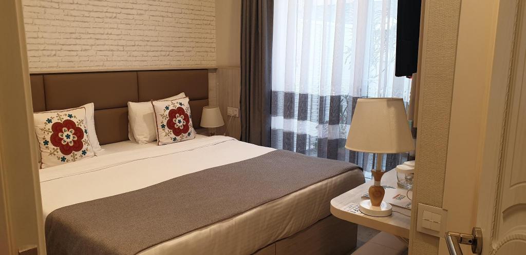 Central Square Hotel 24/61