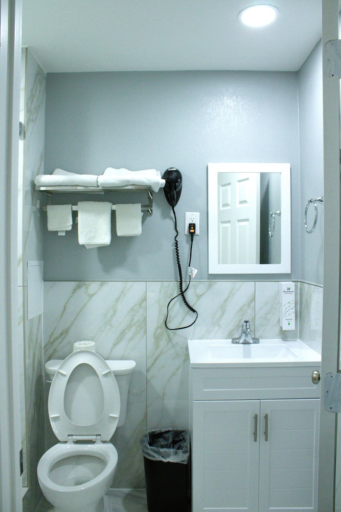 Campbell Apos S Motel 67/67