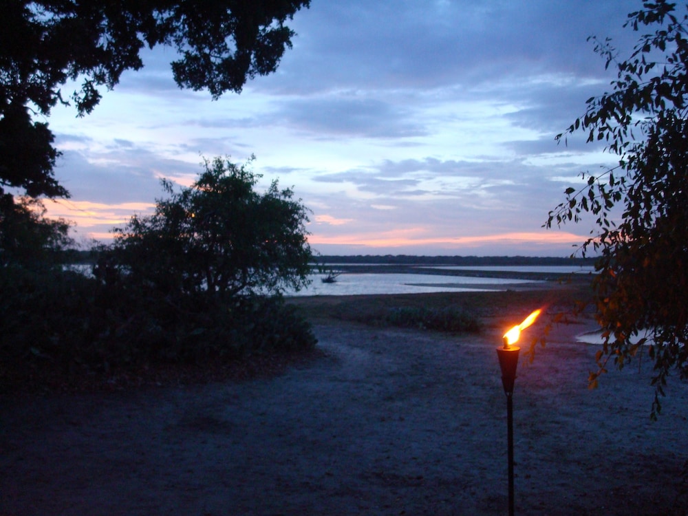 Mahoora Tented Safari Camp - Kumana 10/19