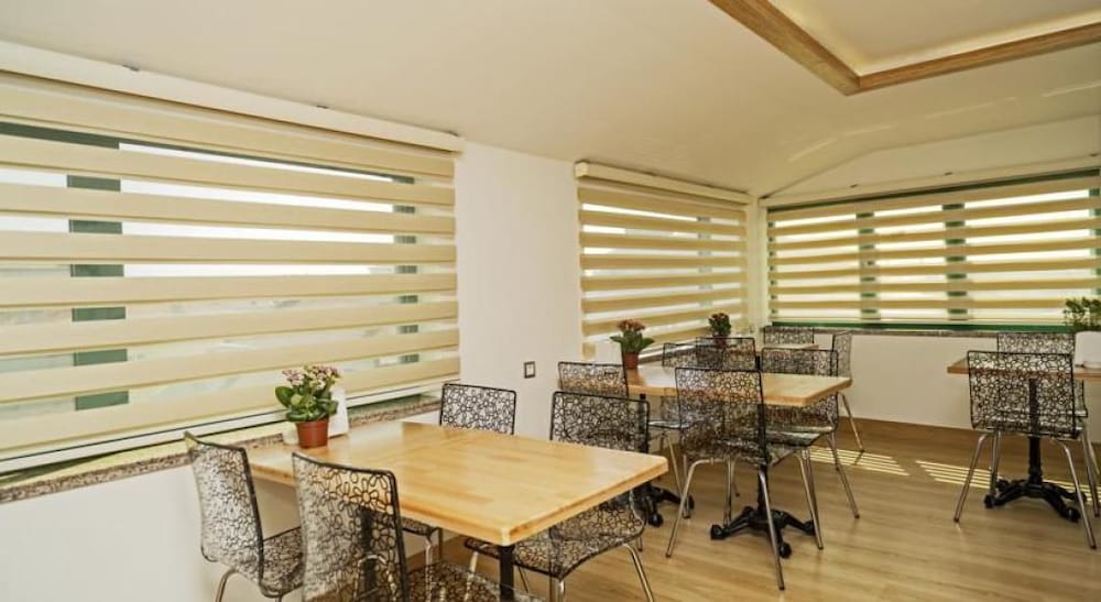 Demir Suite Hotel 29/38