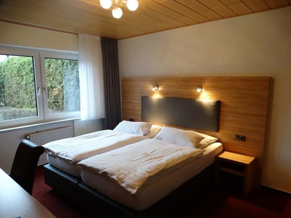 Garten Hotel Bonn 10/32