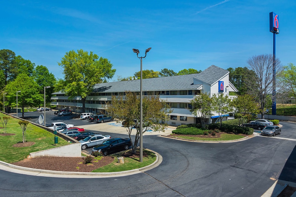 Motel6 Tucker, GA - Atlanta Northeast in Tucker
