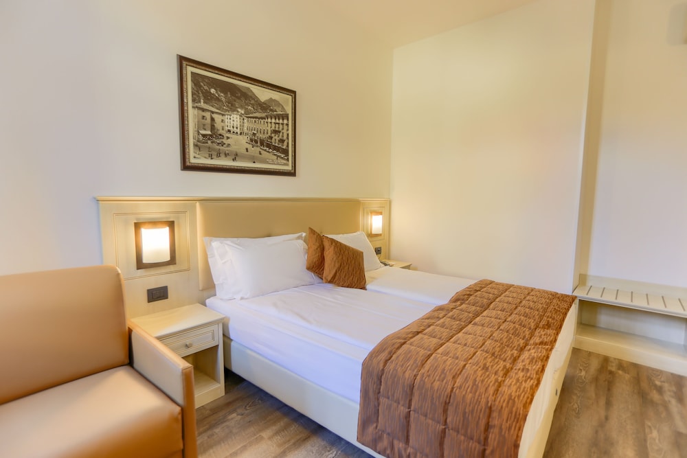 Economy, Double or Twin Bed, Hotel Sole Relax & Panorama 2/4