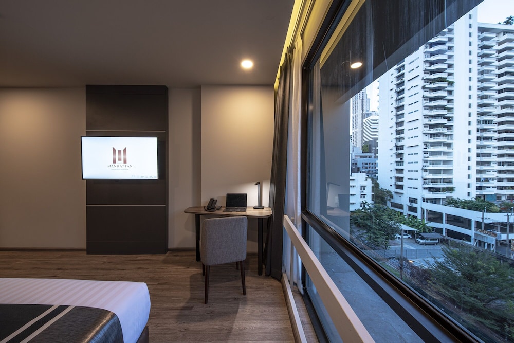 Hotel Manhattan Bangkok 36/50