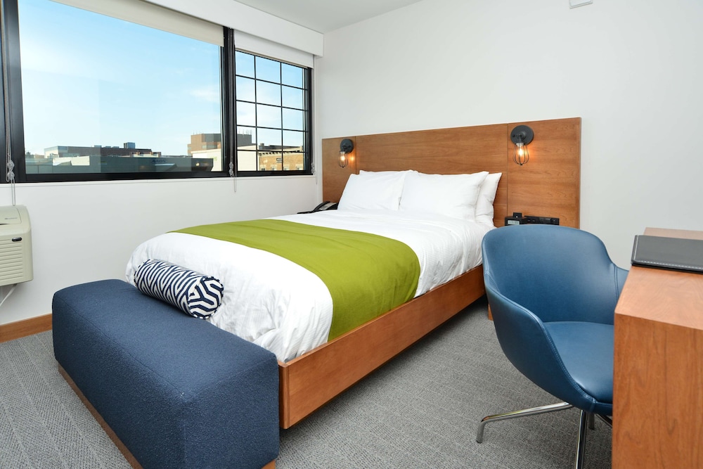 The Lismore Hotel Eau Claire A Doubletree By Hilton 9/56