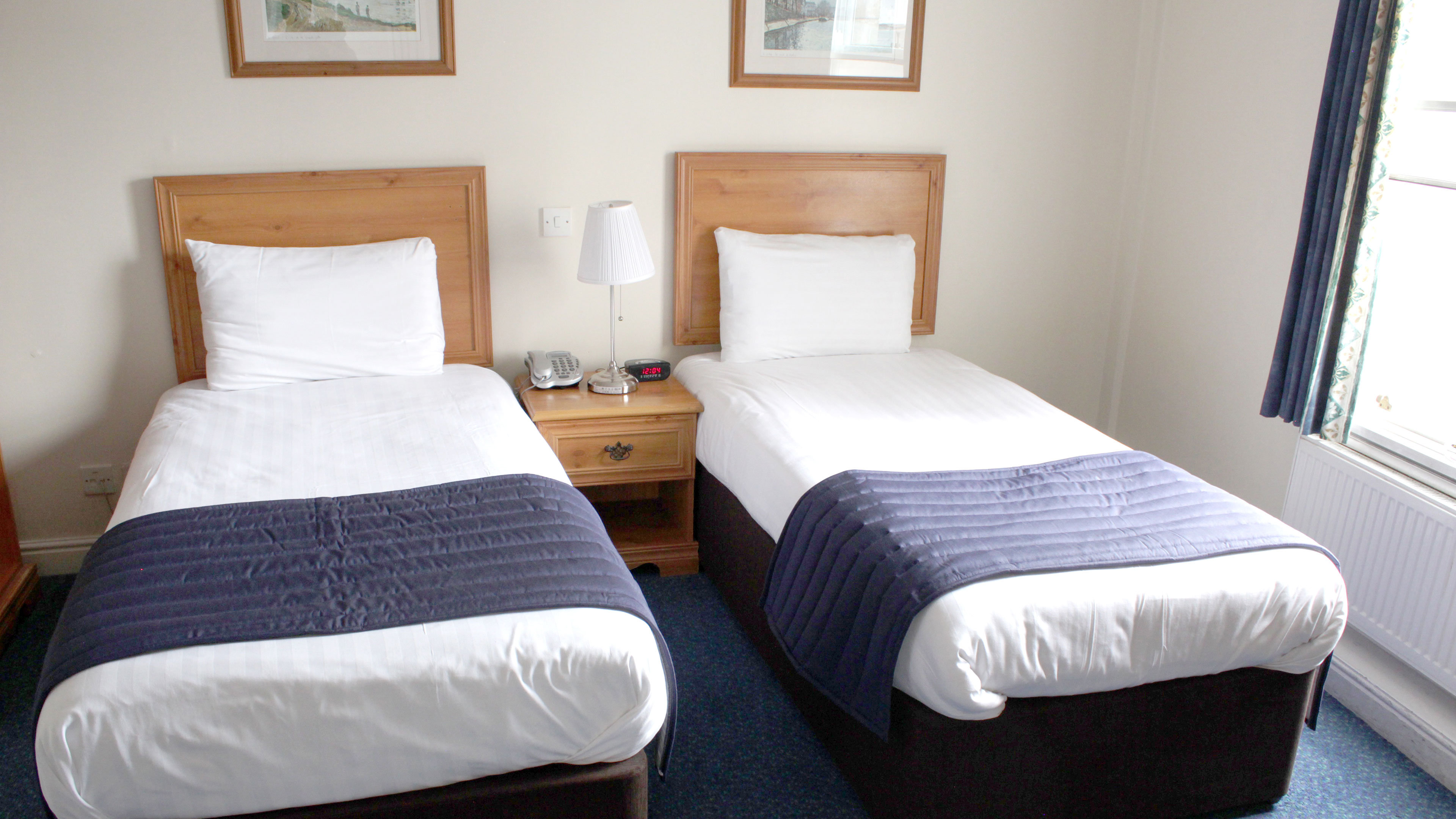 Discovery Inn 24/60