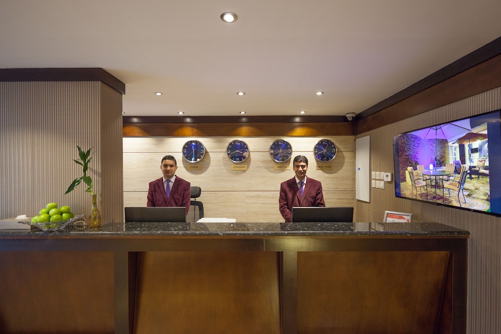 Lobby at Lavona Hotel Jubail, JUBAIL