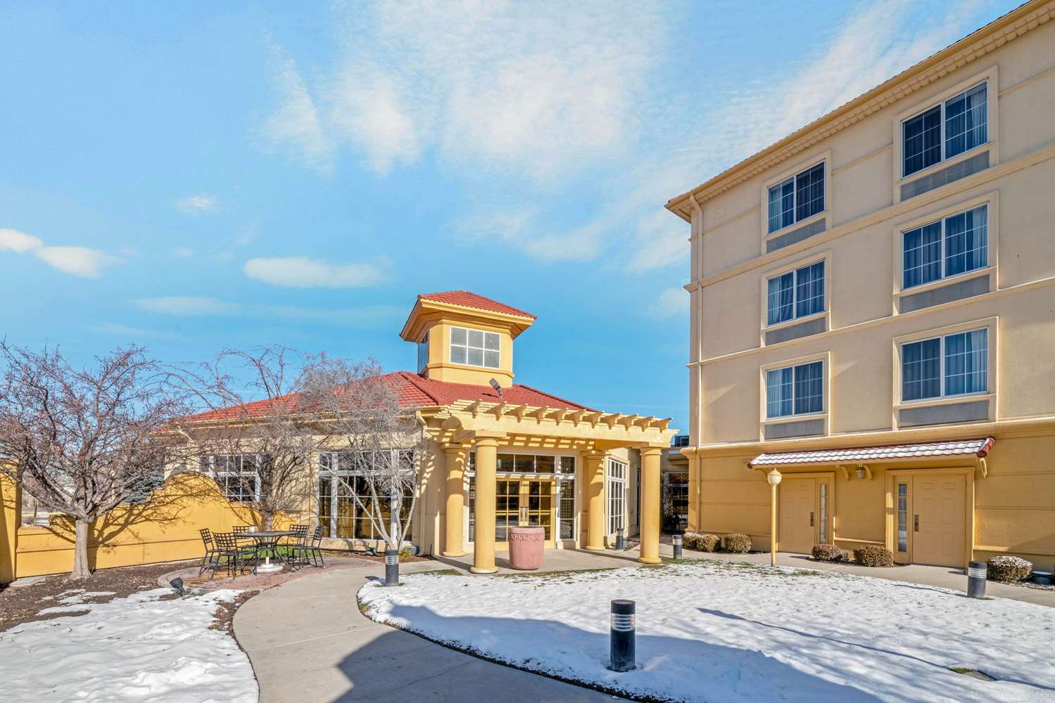 La Quinta Inn & Suites by Wyndham Salt Lake City Airport 46/48