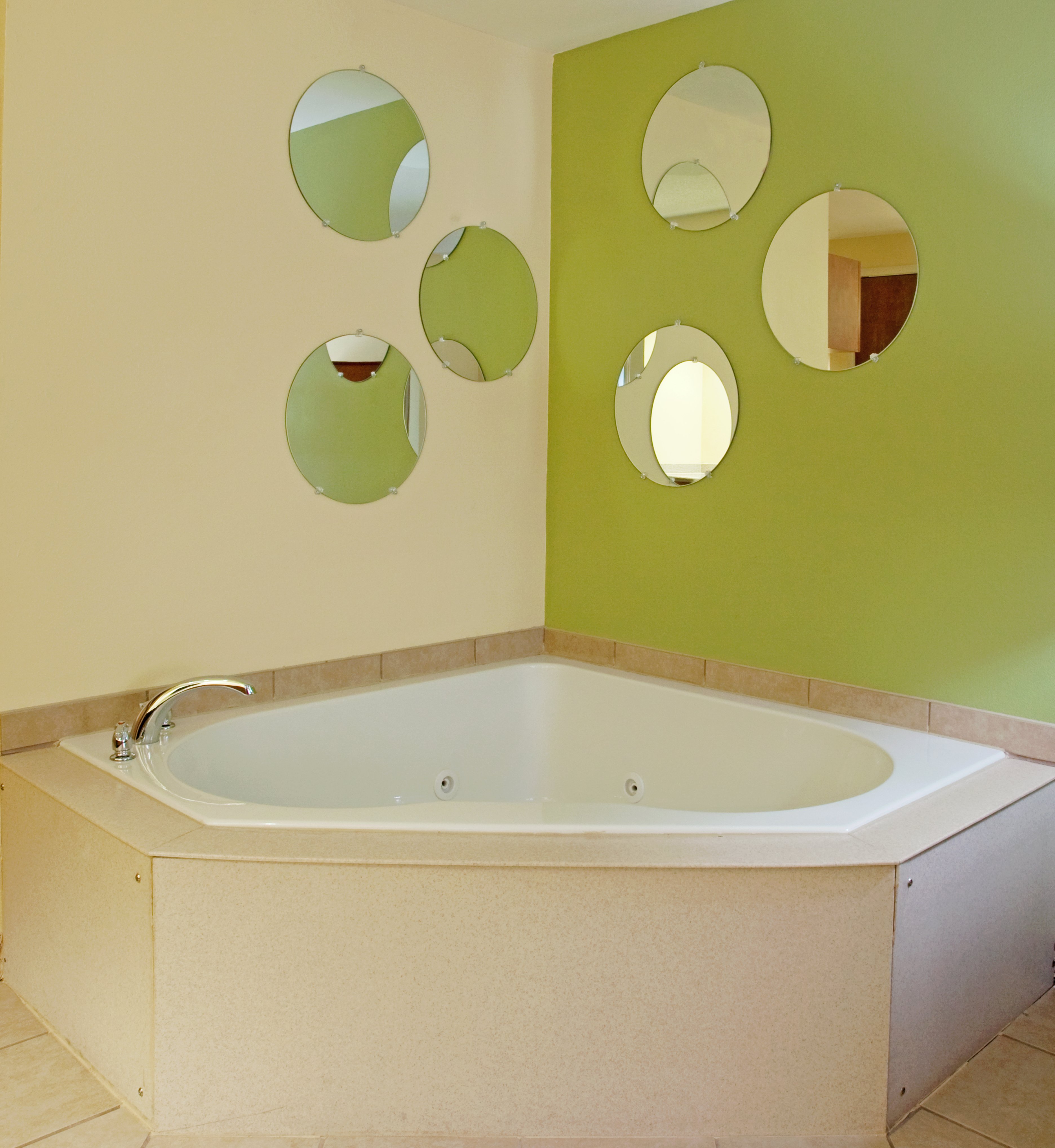 Holiday Inn Express Hotel And Suites Charleston North 56/56