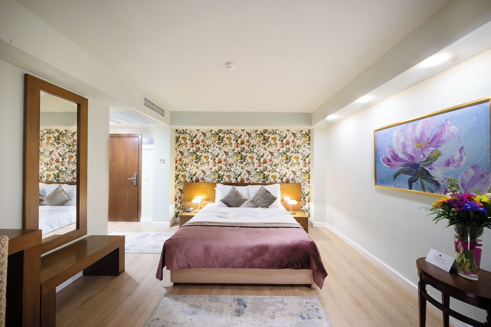 Phoenicia Comfort Hotel 7/51