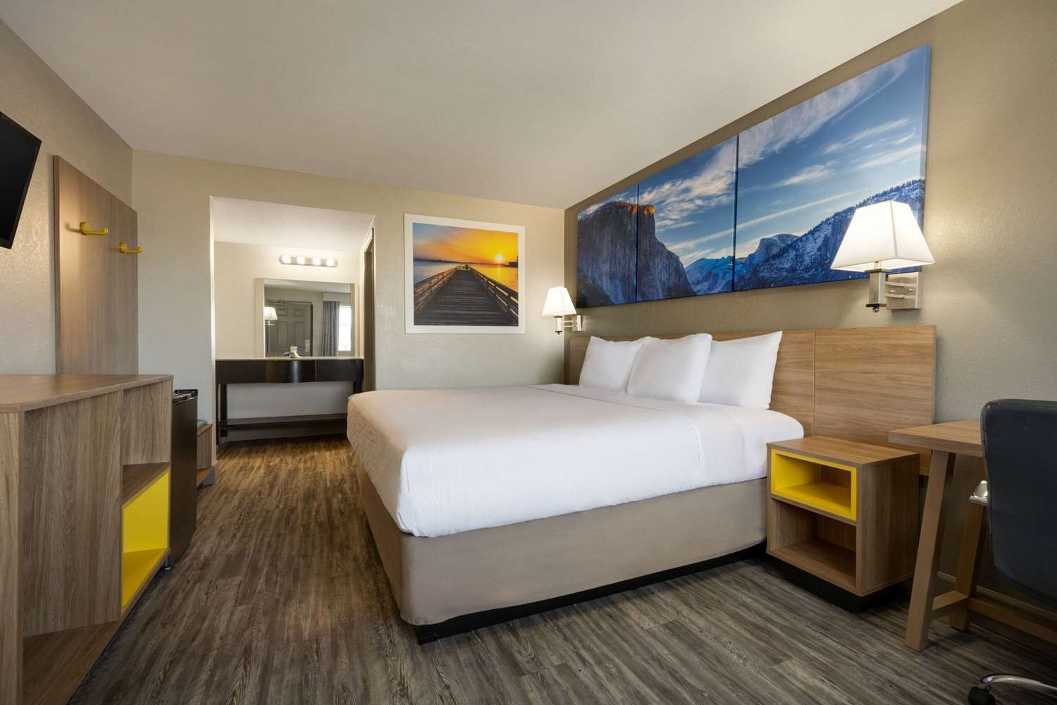 Days Inn By Wyndham Fresno South 5/38