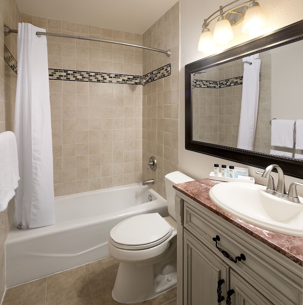 La Jolla Cove Suites 28/65