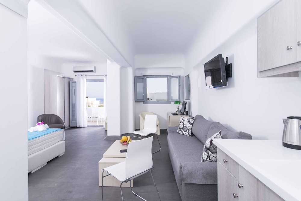 Blue Waves Hotel 52/70