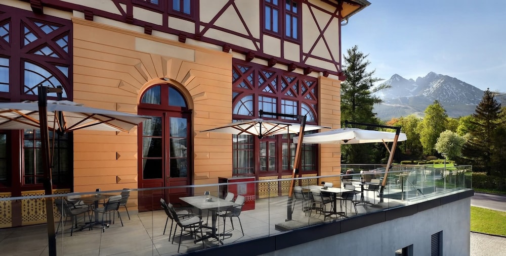 Hotel Lomnica 46/49