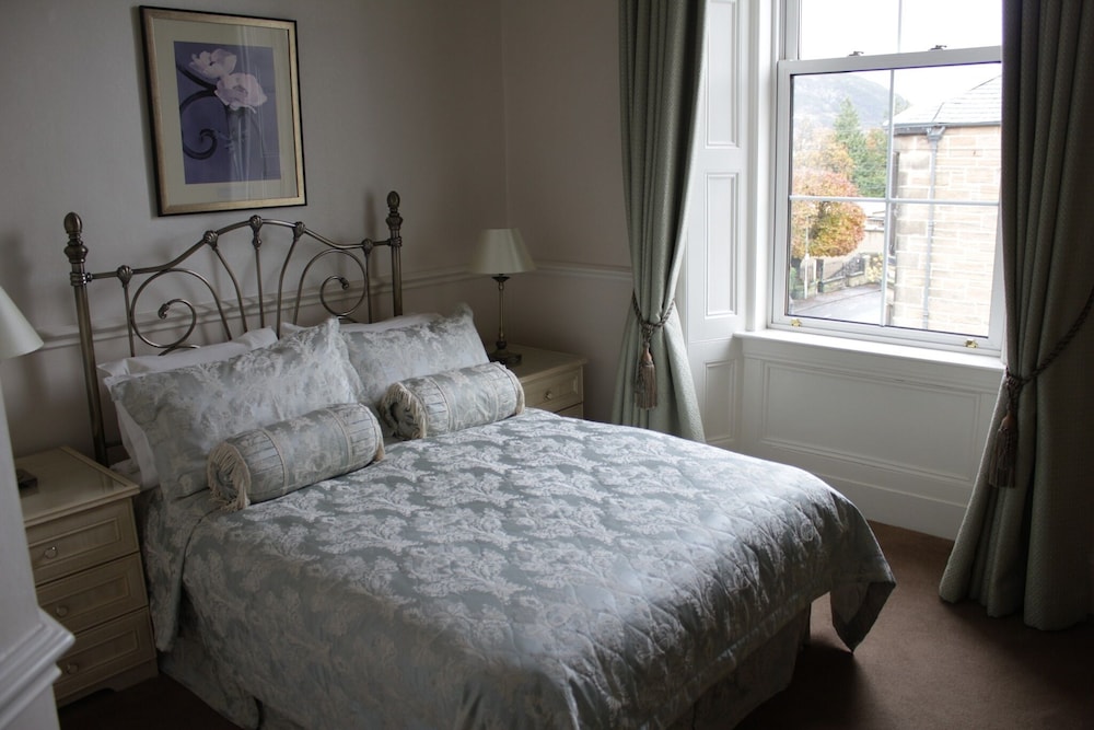 Highfield Guest House 8/50