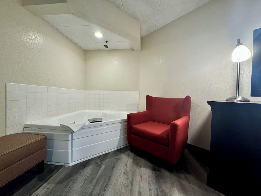 Quality Inn & Suites Alexandria MN 23/31
