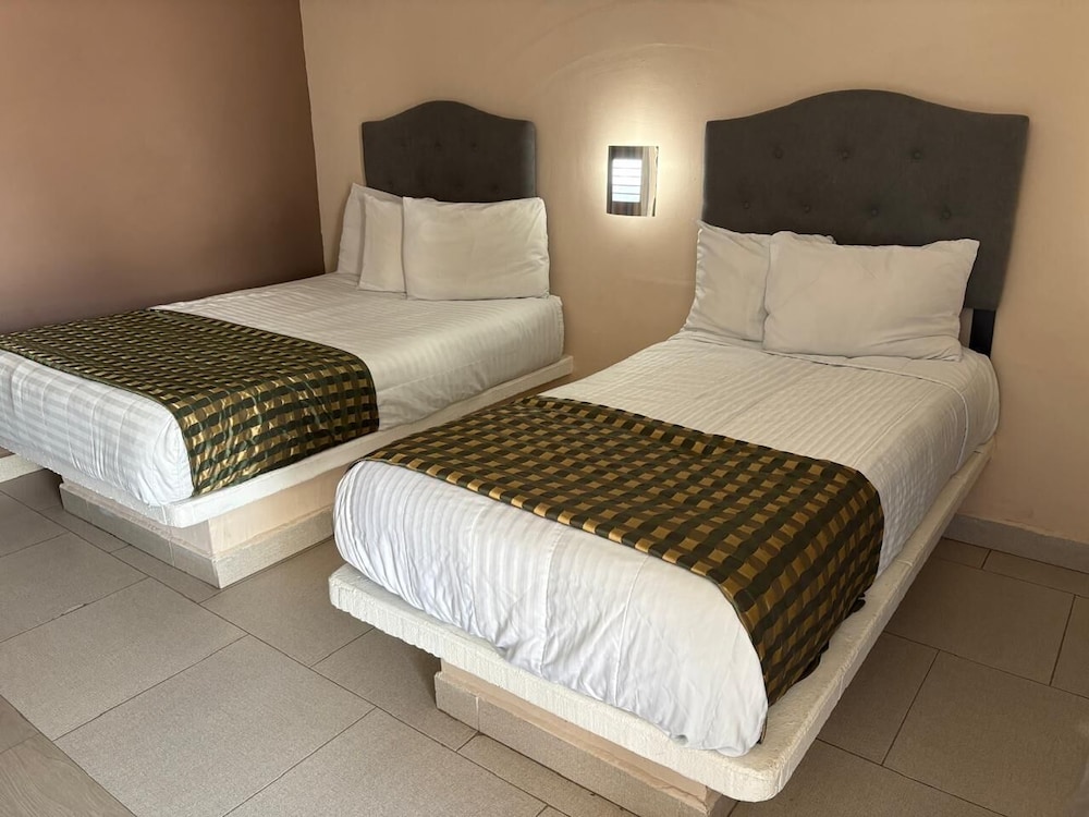 Hotel Flamingo Juarez 19/30