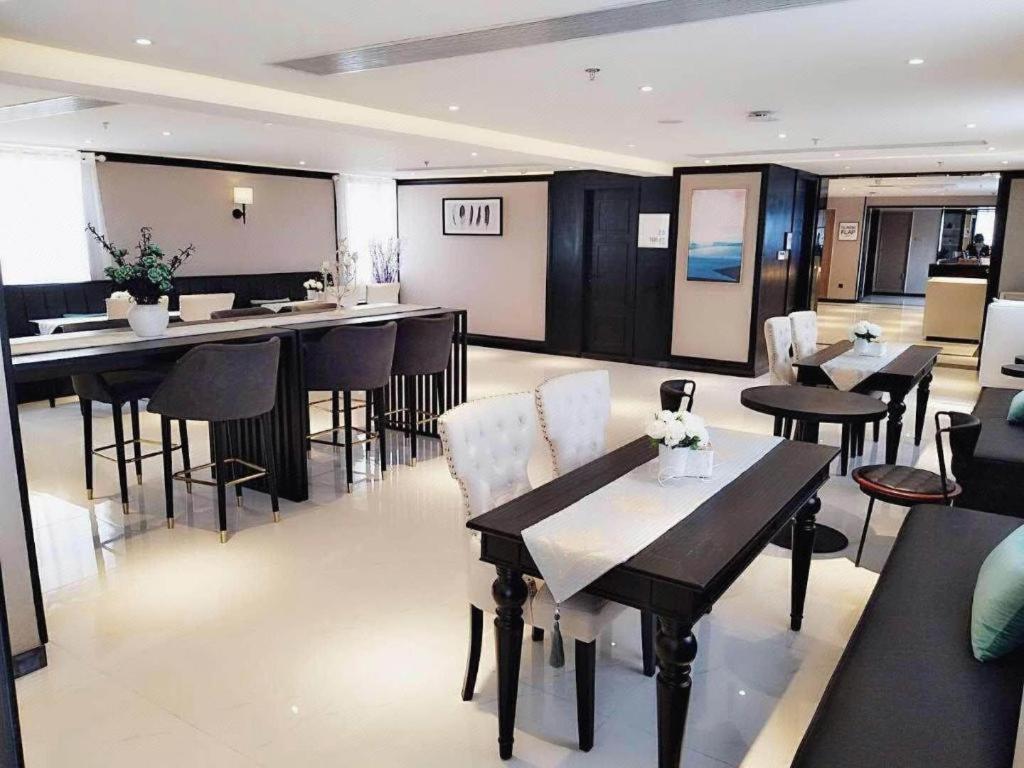 Xana Hotelle (Jinan Daming Lake North Gate) 80/89